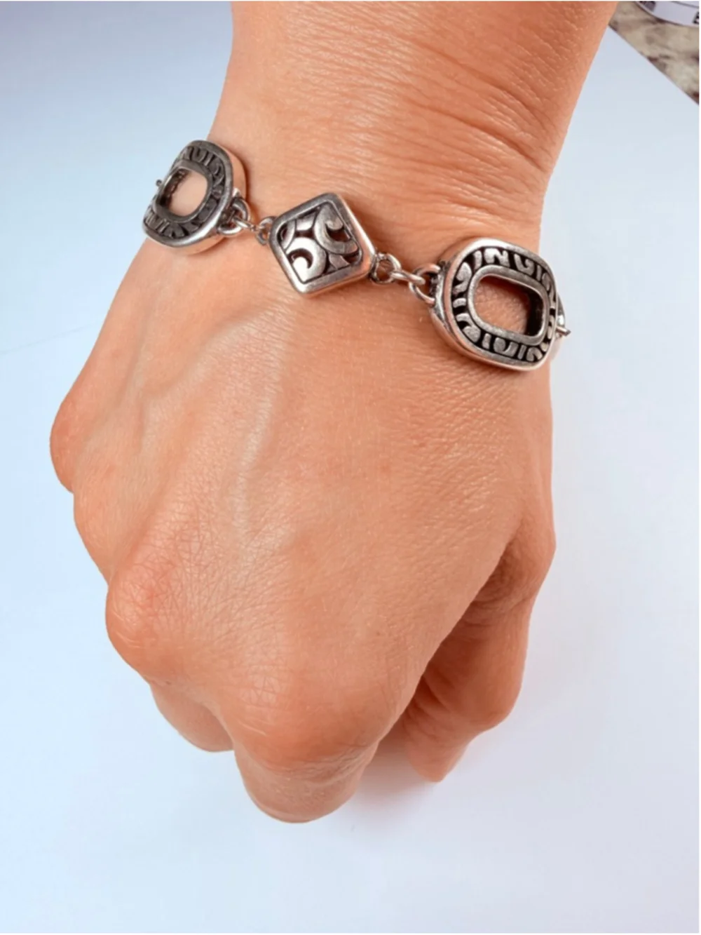 Brighton Filigree Deco Scroll Oval Link Medallion 17MM Retired Chunky Bracelet